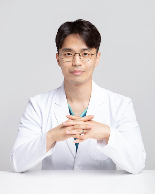 더으뜸 혈관센터장 이상준 원장, 조기·지연 기관지 동맥 색전술 비교 연구 논문 European Radiology 게재